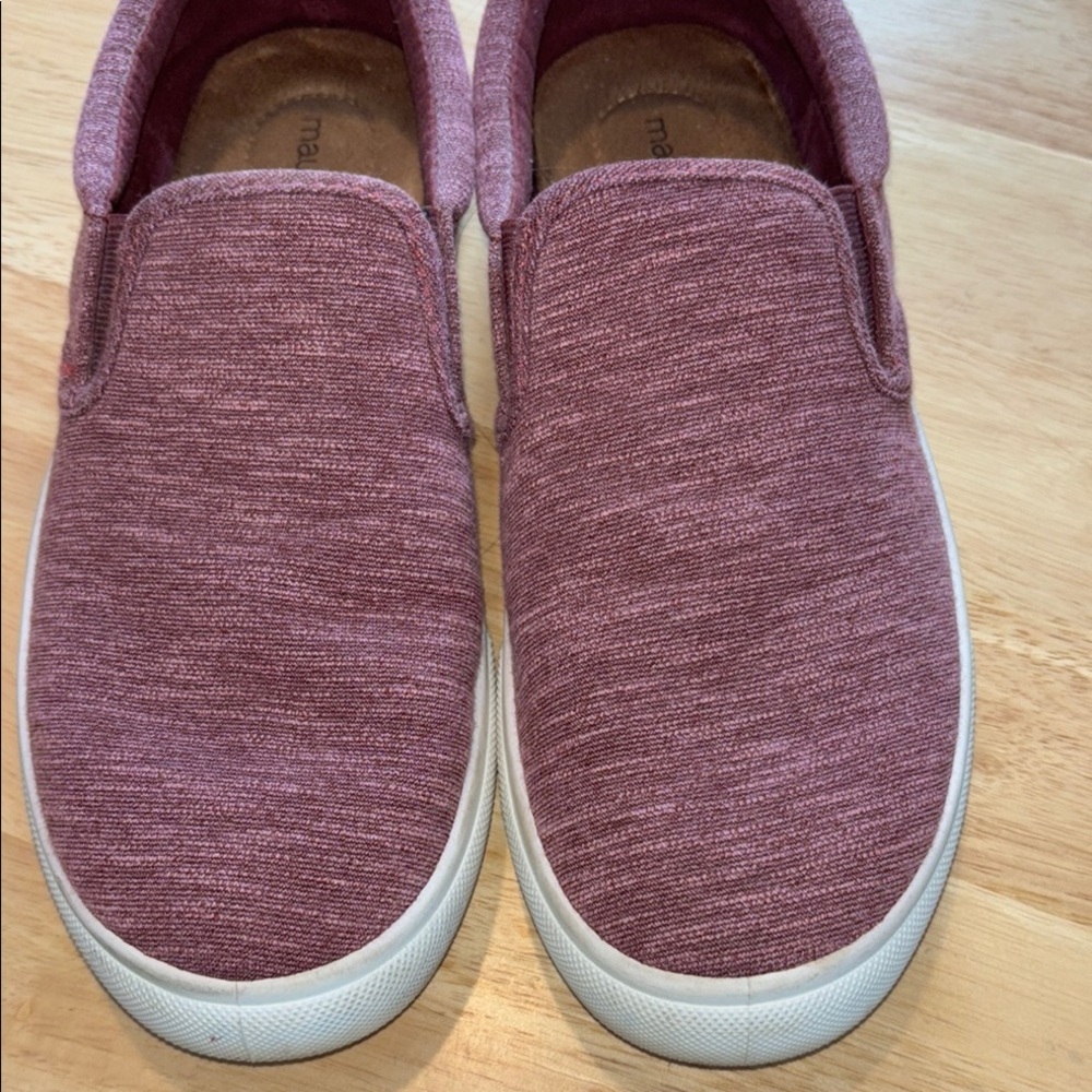 Maurices Purple Slip-On Sneakers size 9 - Picture 5 of 8